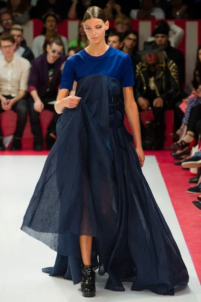Look 34